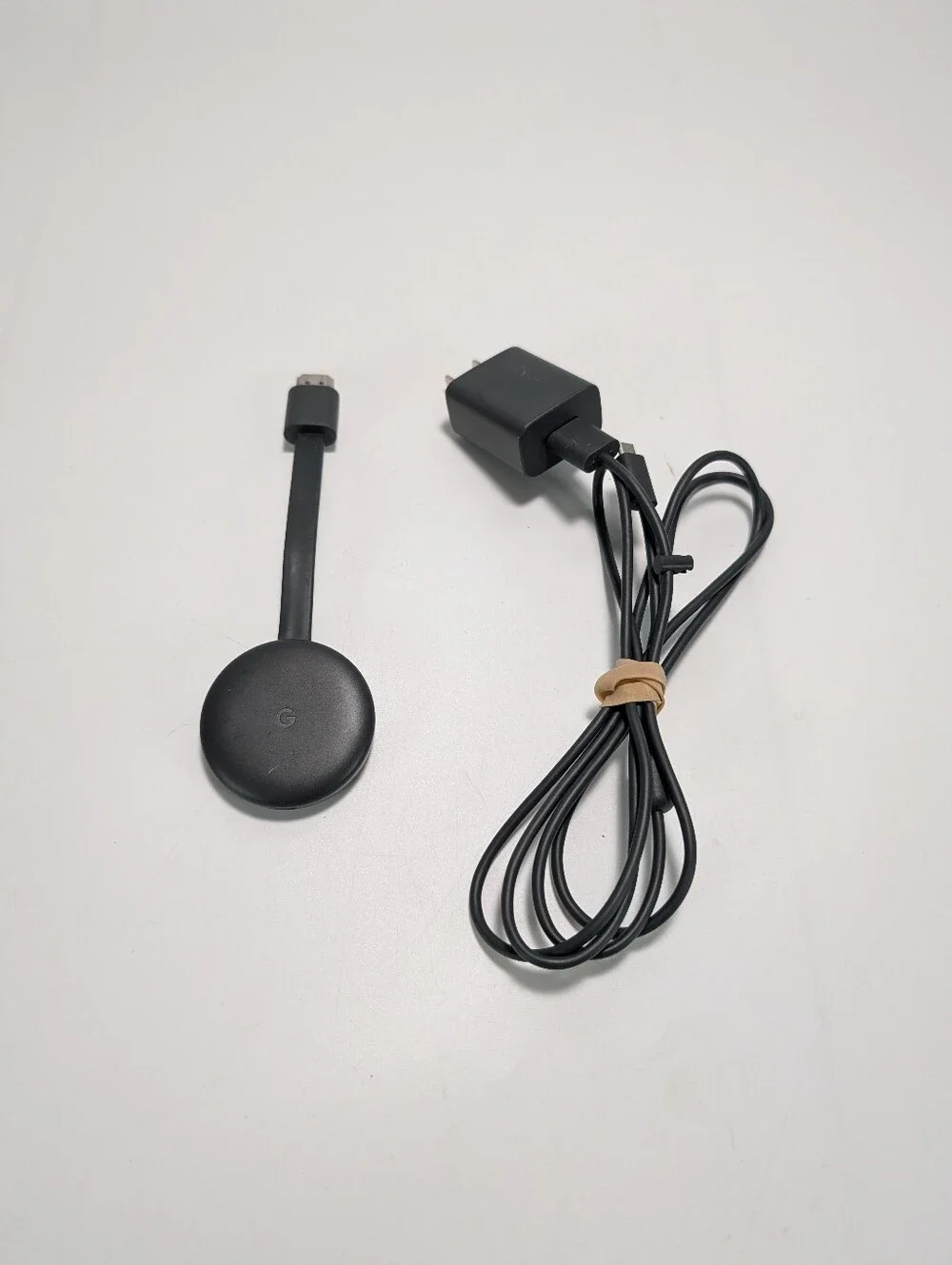 Google Chromecast 3rd Generation NC2-6A5 HDMI Streaming Device & Power Cable